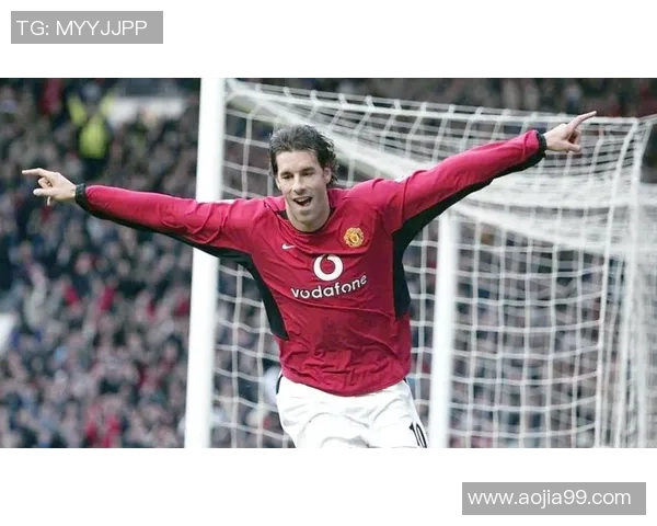 足球明星壁画艺术展呈现绿茵传奇与不朽英雄的精彩瞬间