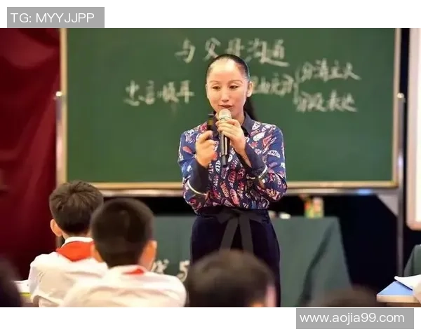 足球球星与古诗词的巧妙融合与创意表达