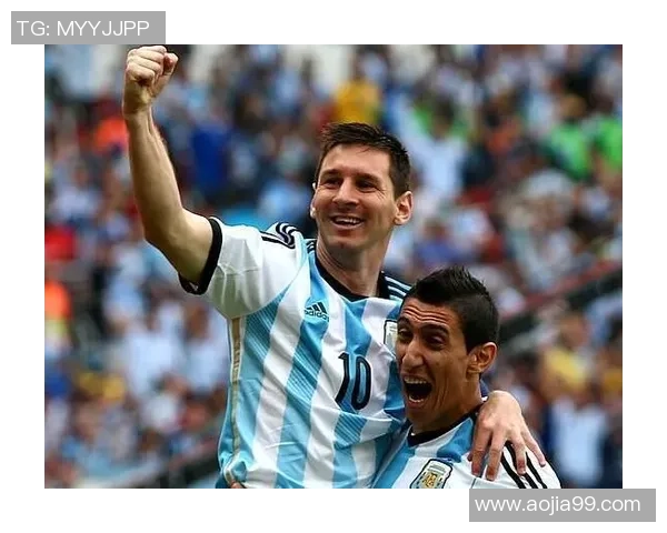 足球球星六边形数据分析：全面解读球员技术特点与竞技表现