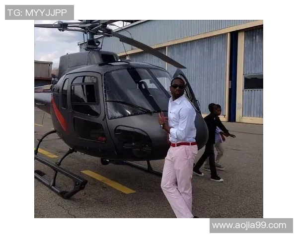 足球球星乘坐私人飞机飞行途中遇到突发状况引发广泛关注